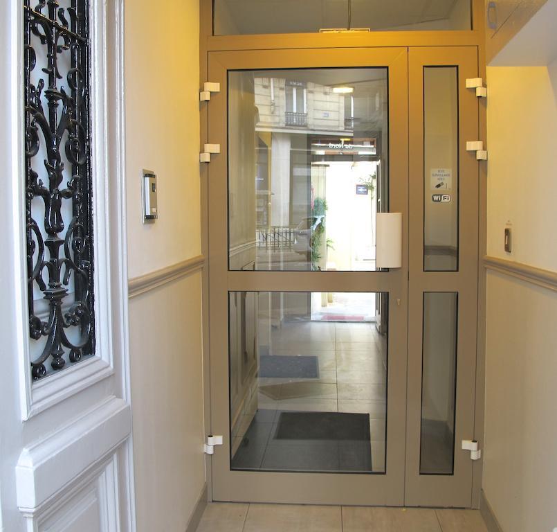 Hotel Des Pyrenees Paris Exterior photo